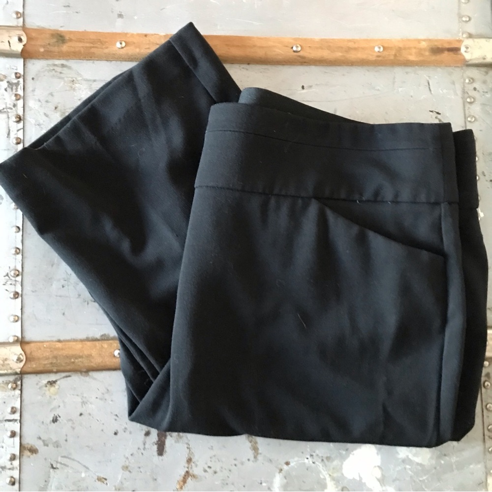 Black pants. Women’s. 16R